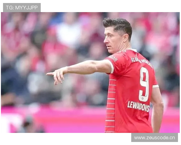 莱万近年竞技状态出现回落 是否已过职业生涯巅峰